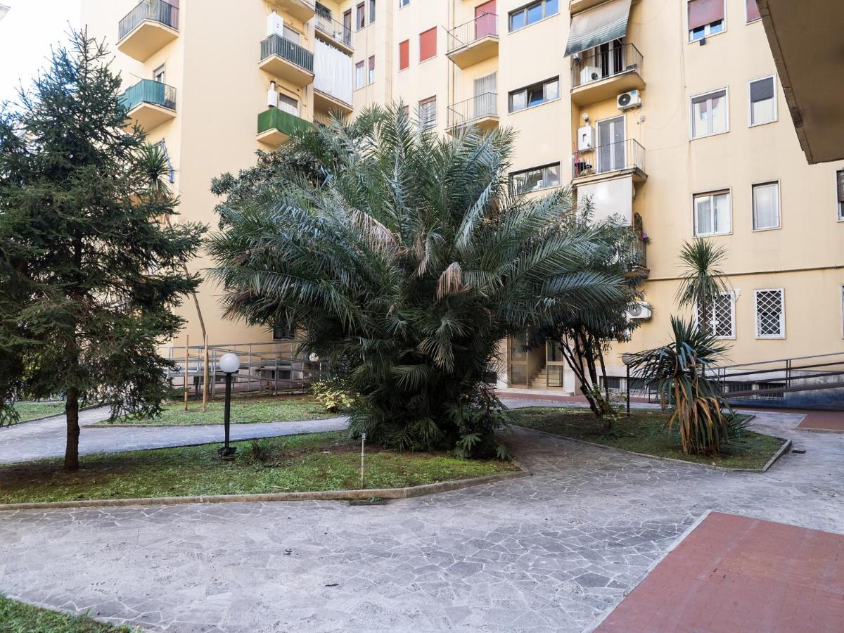 50 Apartments Рим Экстерьер фото
